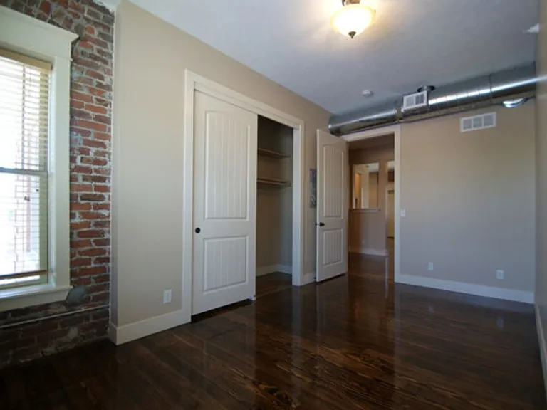 2934 Leavenworth St — Photo 55