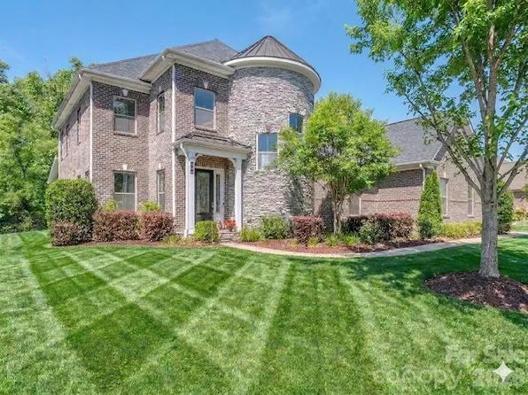 121 Enclave Blvd, Weddington, NC 28104