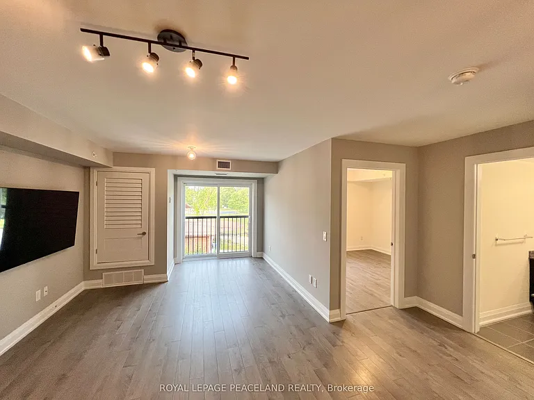 481 Rupert Ave #307 — Photo 9