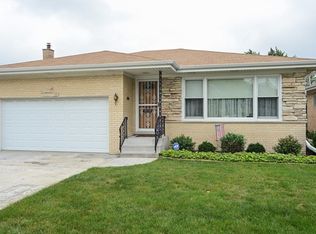 8533 N Overhill Ave, Niles, IL 60714