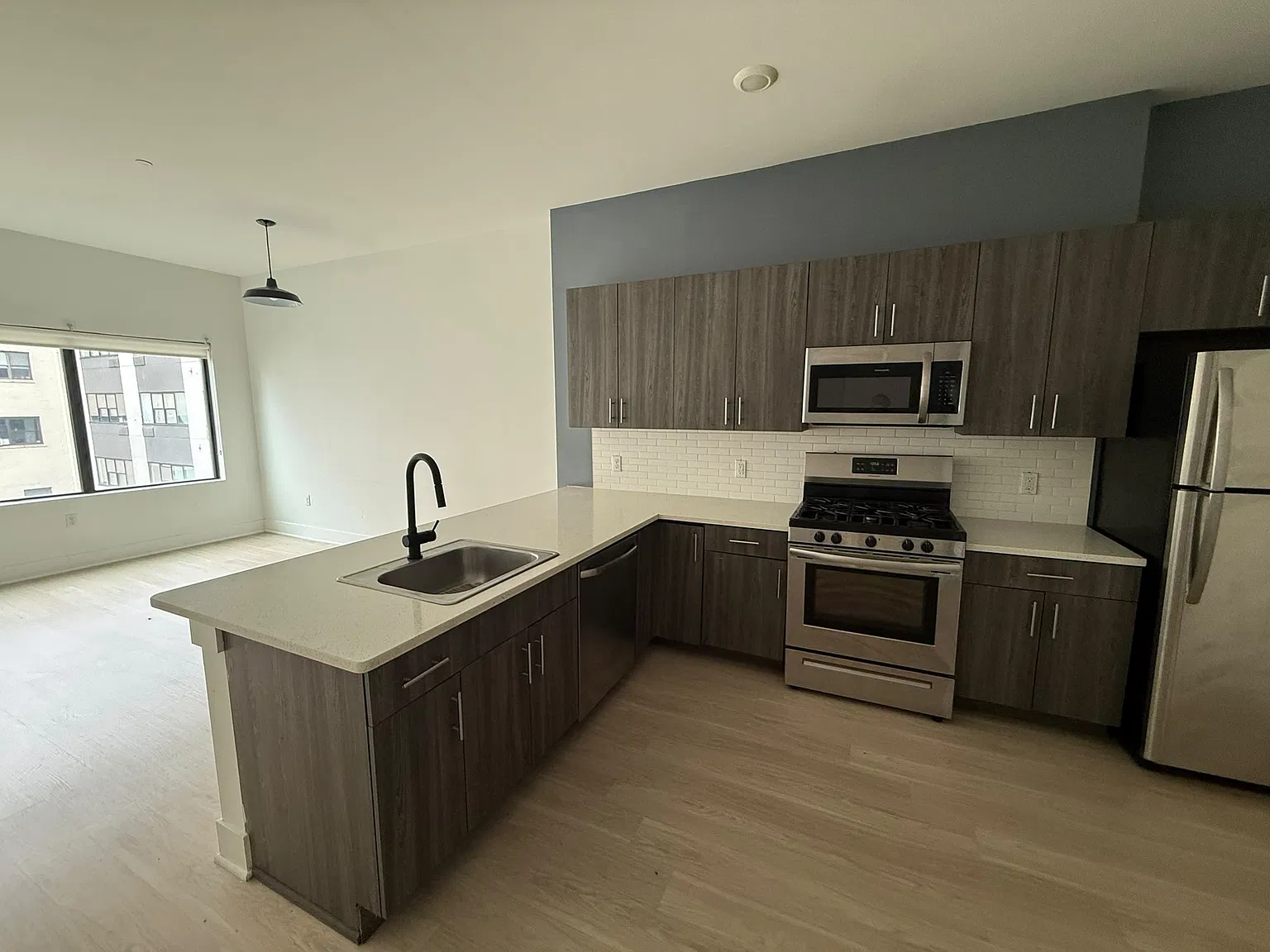 280-82 Fairmount Ave — Photo 1
