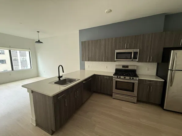 280-82 Fairmount Avenue image 1 of 13