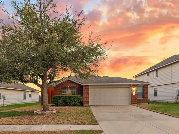 102 Camellia Dr, Hutto, TX 78634