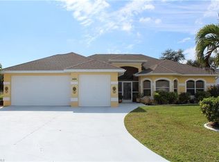 4204 SW Santa Barbara Pl, Cape Coral, FL 33914