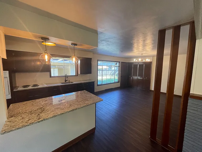 2848 E Eastmoor Dr — Photo 11