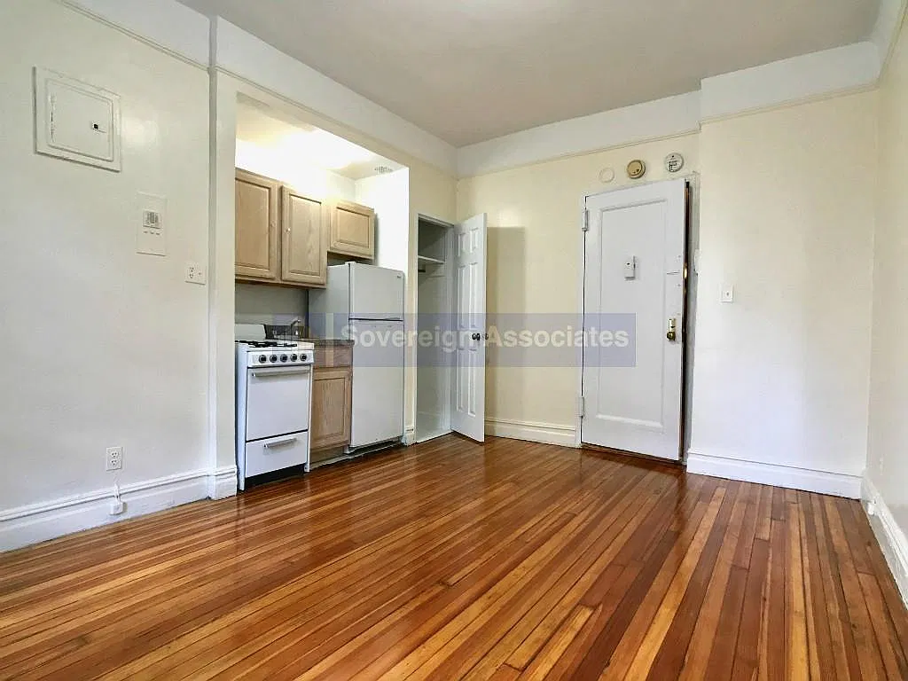 936 West End Avenue — Photo 3