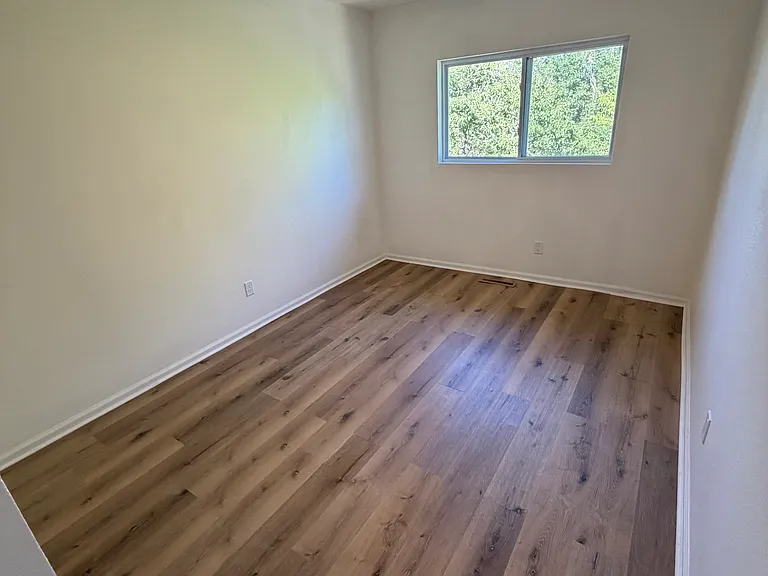 414 N Meldrum St #A — Photo 17