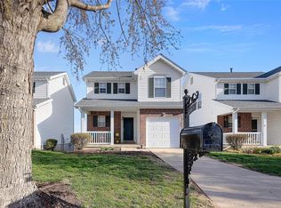 315 Tyndale Dr #17, O'Fallon, MO 63366