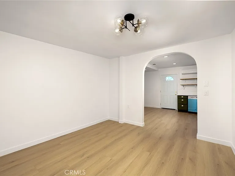 4173 York Blvd — Photo 15