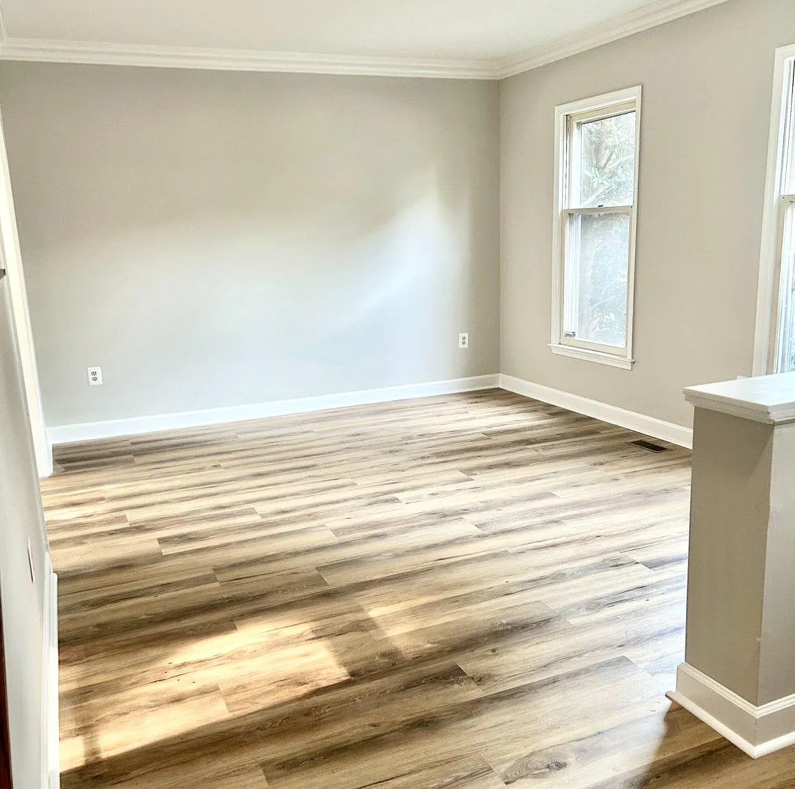 3 bed, 3.5 bath, 1716 sqft, $3,600 — Photo 3