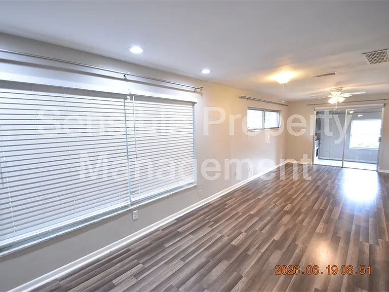 3273 Harbor Lake Dr — Photo 21