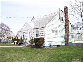 2nd image of 913 Glendale Dr