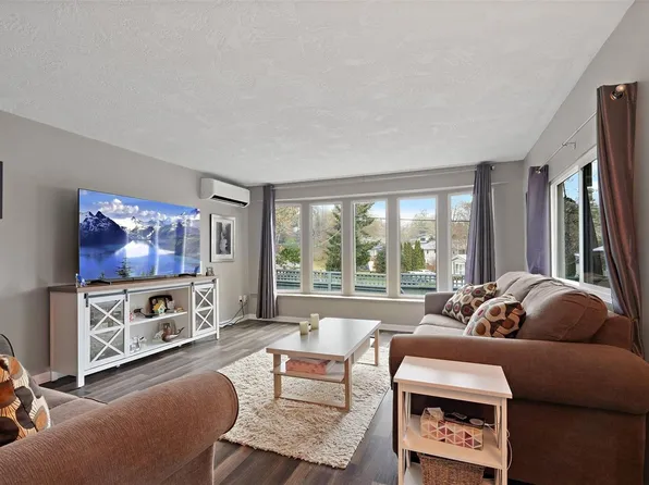 6947 Grant Rd W #10, Sooke, BC V9Z 0P2