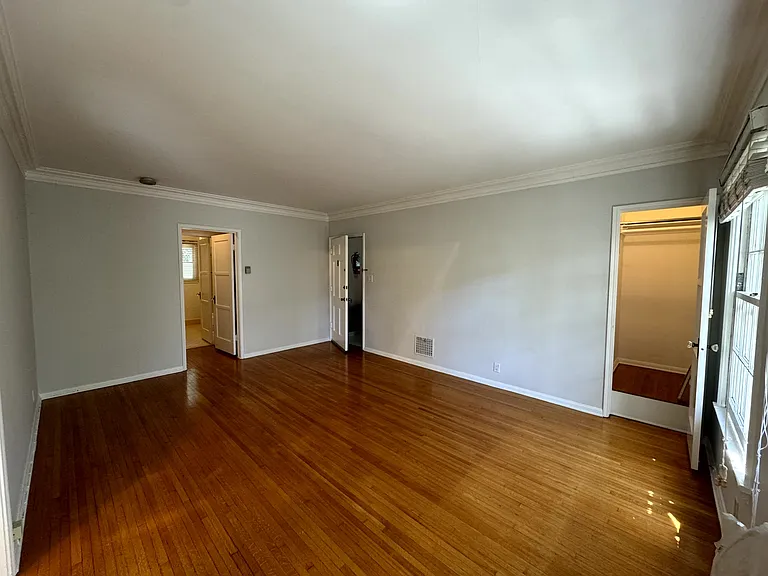 1271 N. Crescent Heights Blvd — Photo 21