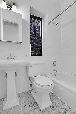 Rented by Cooper & Cooper Real Estate | media 13