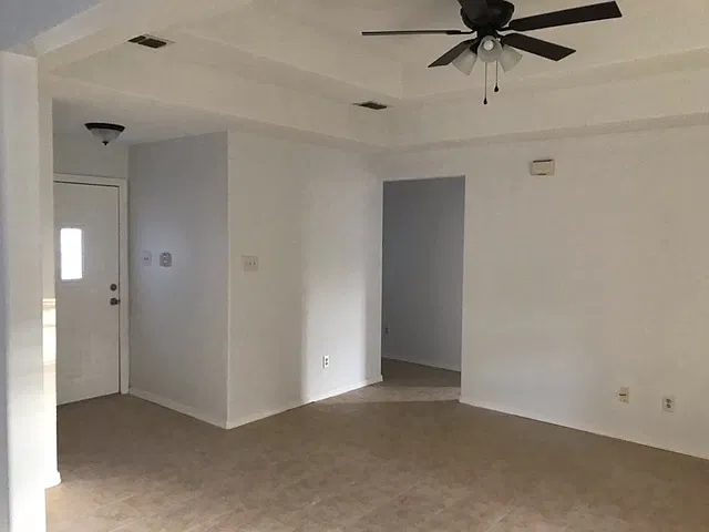 3 bed, 1450 sqft, $1,200 — Photo 2