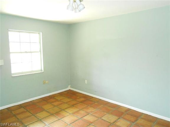 4th image of 2351 28th Ave SE