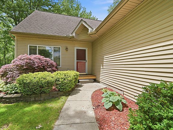 3rd image of 4387 Sunburst Ave