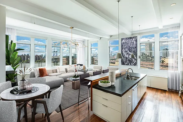 60 Broadway #9D