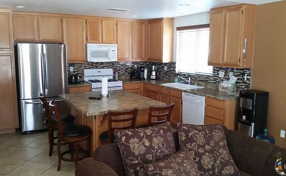 5th image of 151 Sunnyside Ct