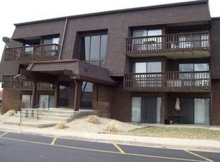 1616 Richmond Cir UNIT 102, Joliet, IL 60435