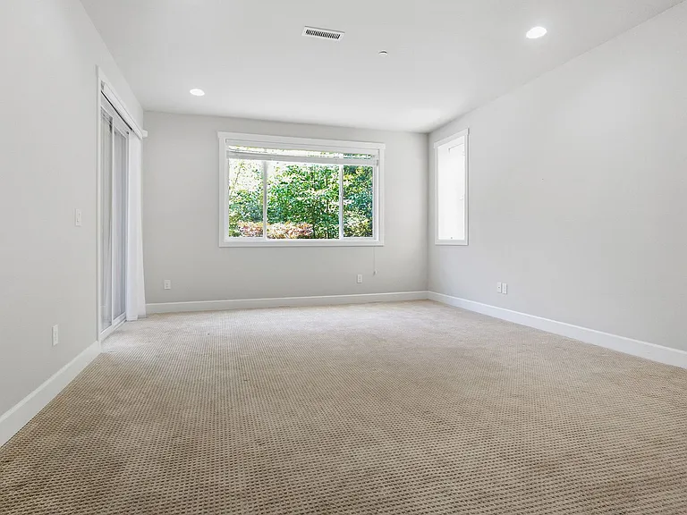 18231 3rd Dr SE — Photo 24
