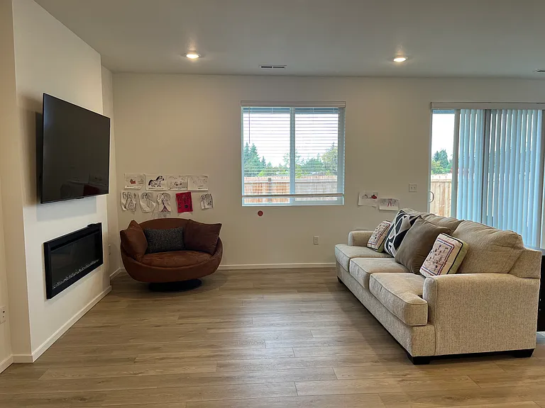 132 Moonshadow Ln — Photo 4