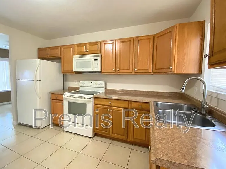 1416 Druid Rd — Photo 6