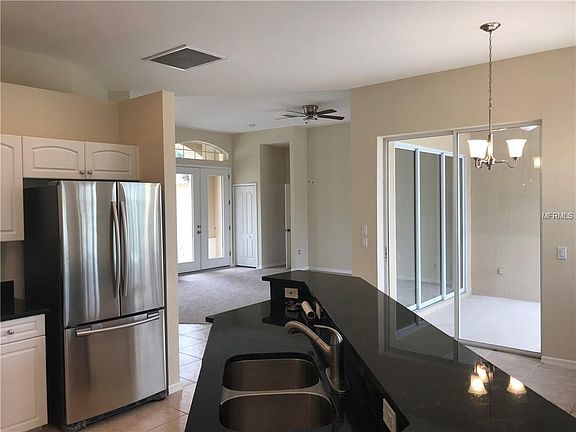 5th image of 1136 W Hillsborough Blvd
