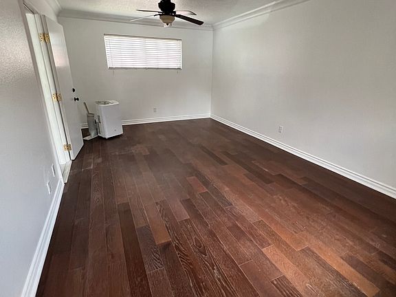 2nd image of 1412 Naples Pl Unit A