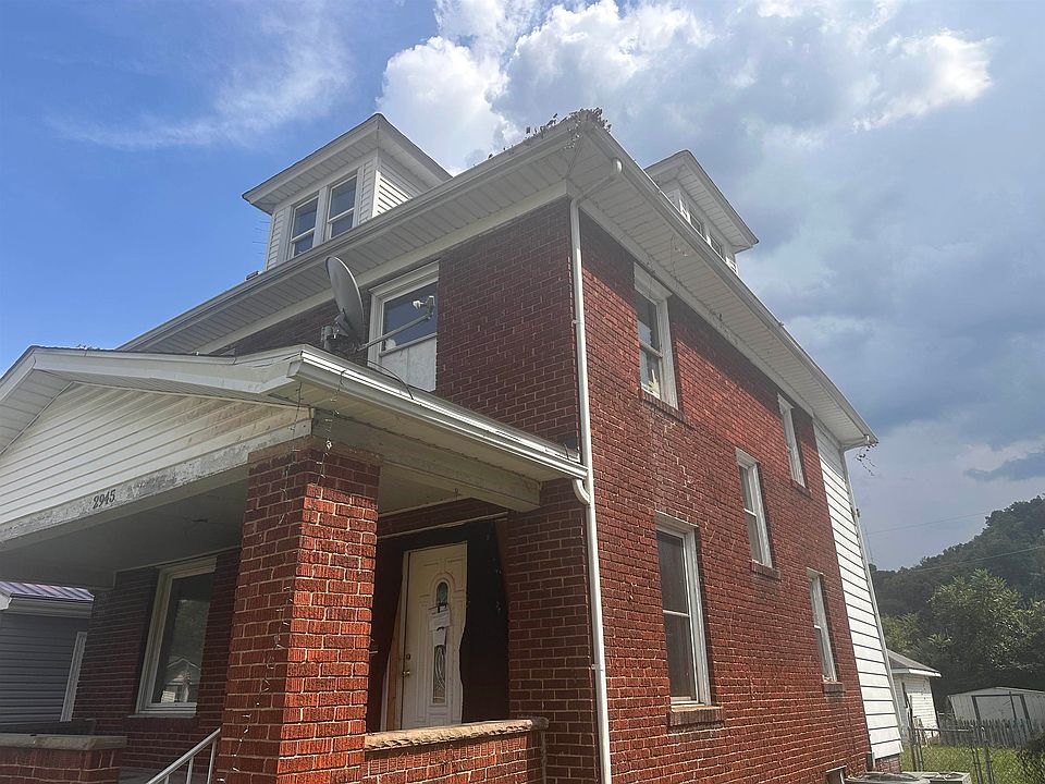 1st image of 2945 Hughes St