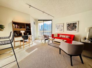 734 N Clark St, Chicago, IL 60654