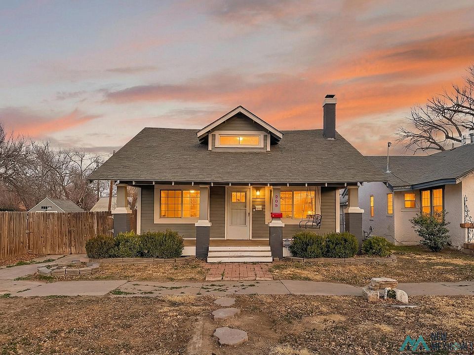1st image of 209 S Lea Ave