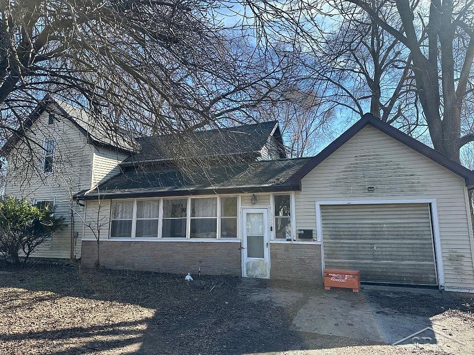 1st image of 609 Olive Rd