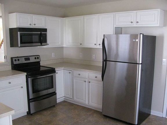 Kitchen / Appliances