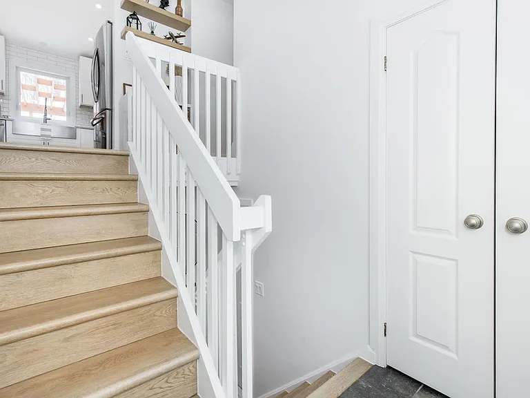 15 Sugarbush Rd — Photo 65