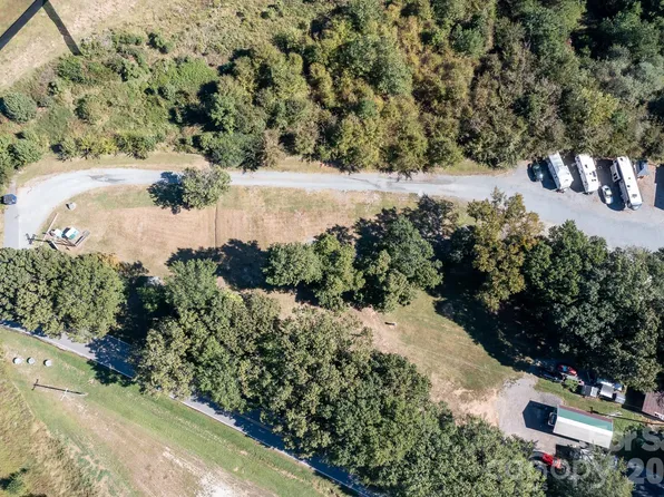 6770 Hudspeth Rd, Harrisburg, NC 28075