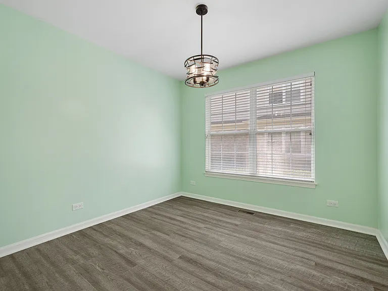 54 Egg Harbour Ct — Photo 18