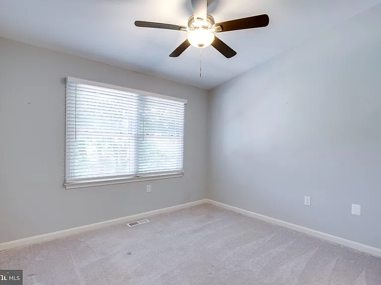 2914 Oakton Crest Pl — Photo 39