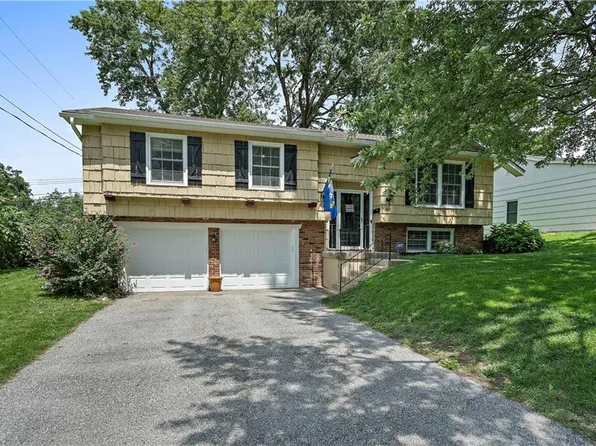 8812 W 69th St, Merriam, KS 66204