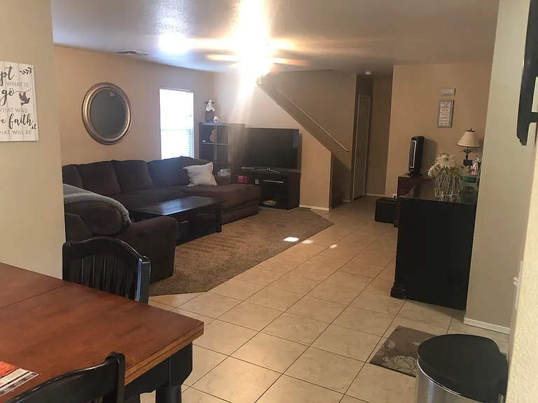 6152 S Sharon Ct — Photo 3