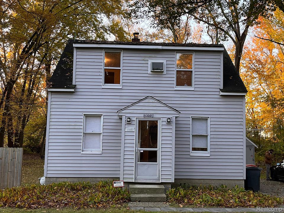 1st image of 21097 Westland Dr