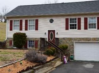 230 Atherly St NE, Roanoke, VA