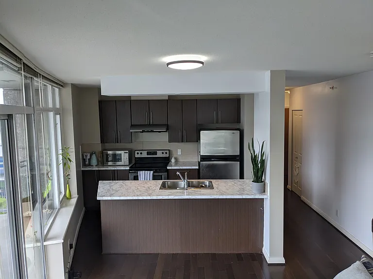 898 Carnarvon St #1506 — Photo 4