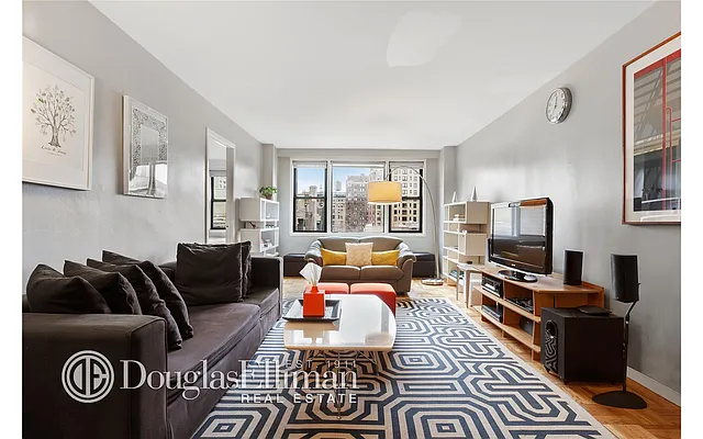 Sold by Douglas Elliman | media 6
