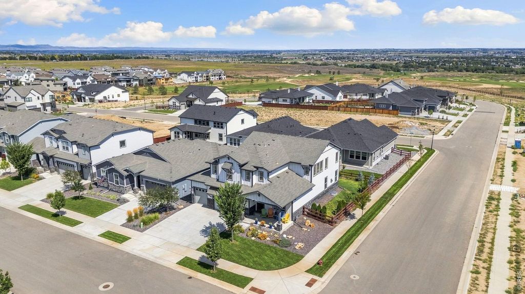 1828 Golden Sun Dr