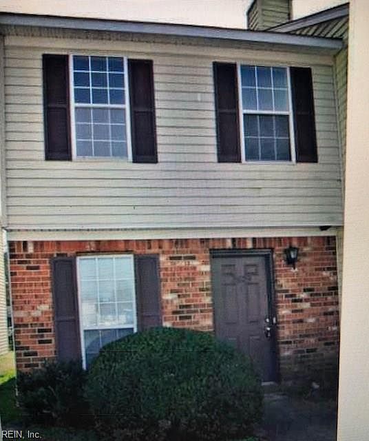 1st image of 2621 Elliott Ave