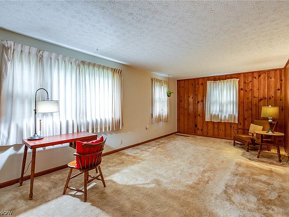 5th image of 3565 Herbert Dr