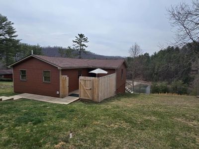 33 Lake Rd, Daniels, WV, 25832