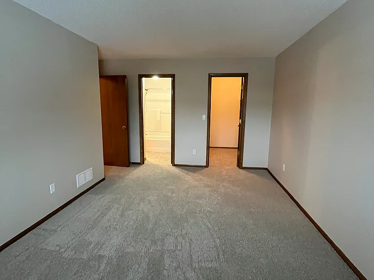 7017 Polaris Ln N — Photo 11